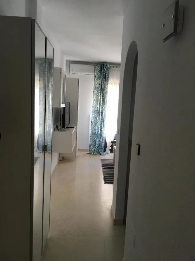 Apartment Apartamento Trinidad Mit Netflix Fuengirola